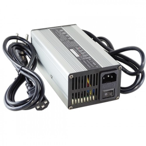 Chargeur de batterie lithium 48V 8A